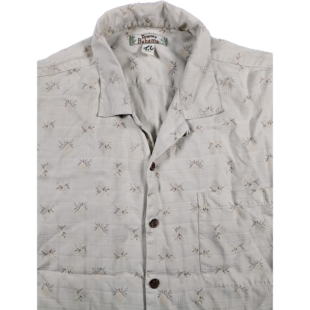 Tommy Bahama Mens Large Camp Shirt Beige Micro Palm Print Coconut Buttons - Picture 1 of 7